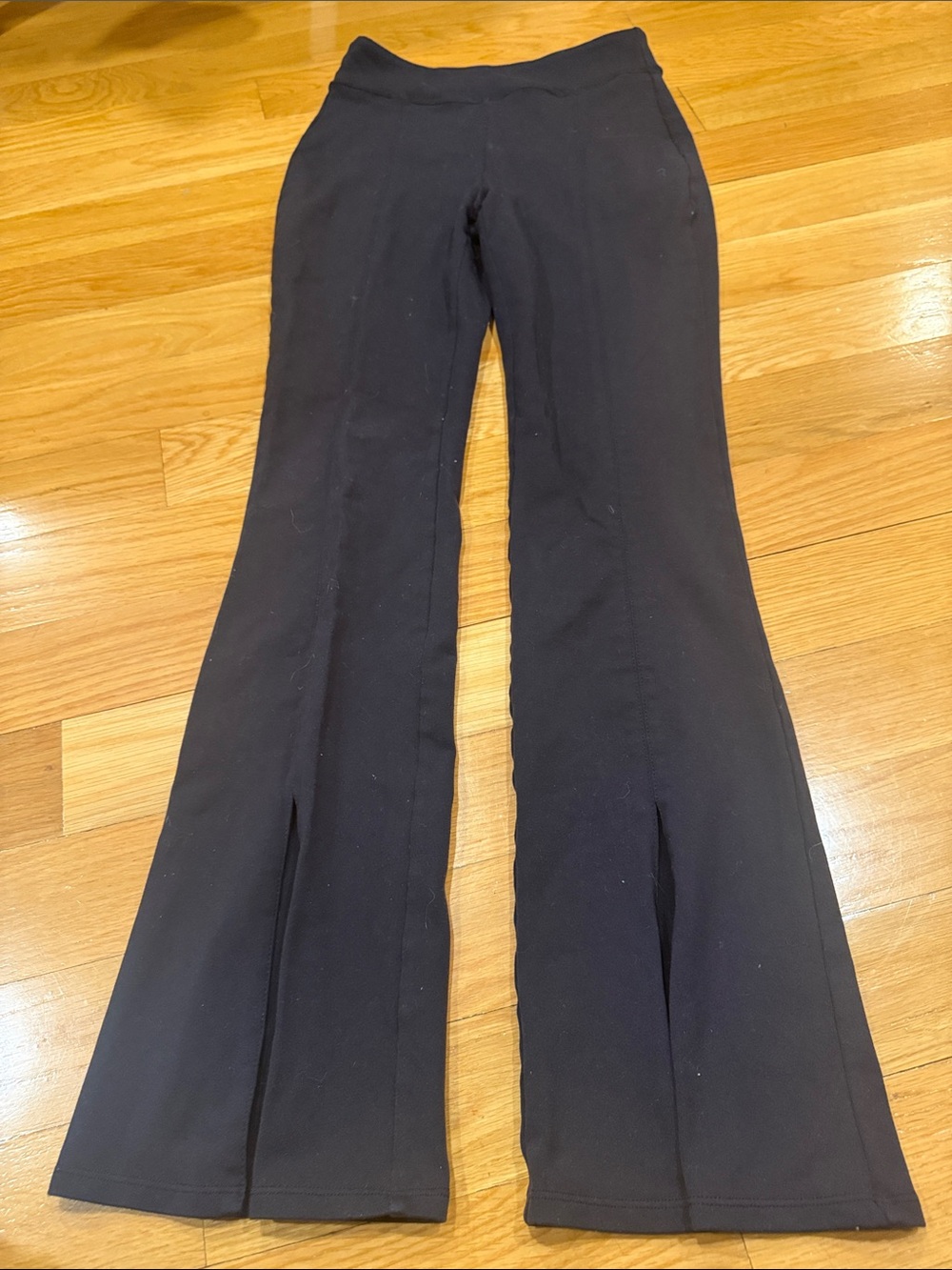 Alo yoga black flare legging size small .